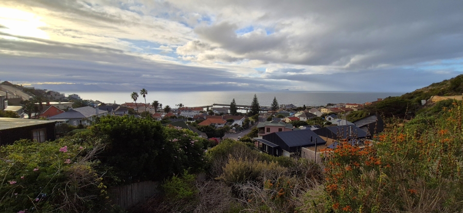 2 Bedroom Property for Sale in Kalk Bay Western Cape